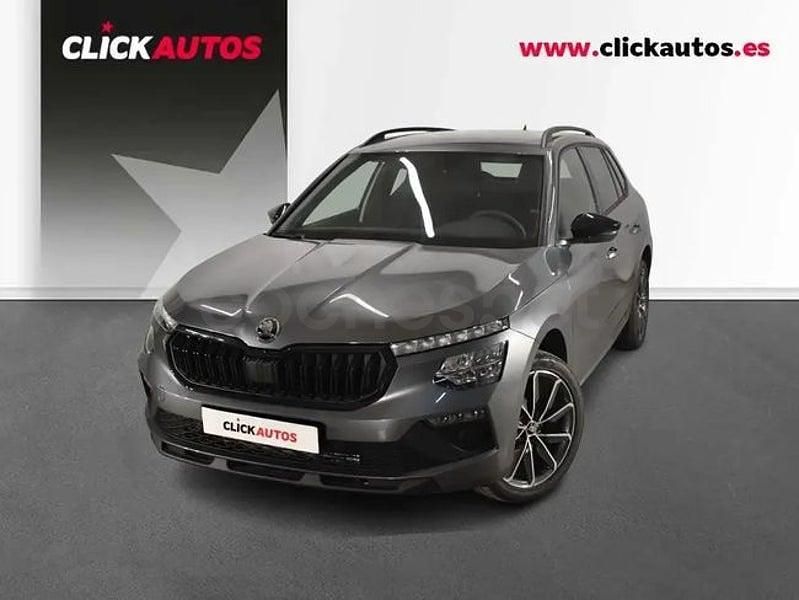 Usado Skoda Kamiq Sport 115 CV (84 kW) 2025 Gris / plata SUV