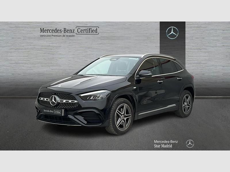 Usado Mercedes GLA250 AMG line 218 CV (160 kW) 2025 Negro SUV