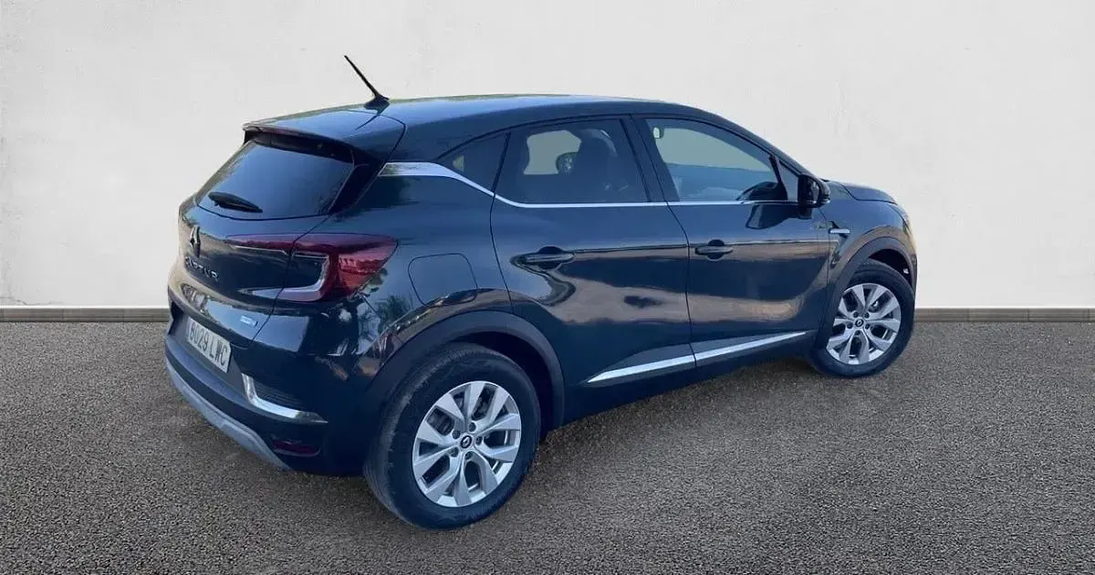 Usado Renault Captur Zen 145 CV (106 kW) 2022 SUV