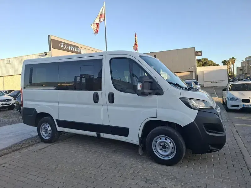 Usado Peugeot Boxer 130 CV (95 kW) 2018 Blanco Van