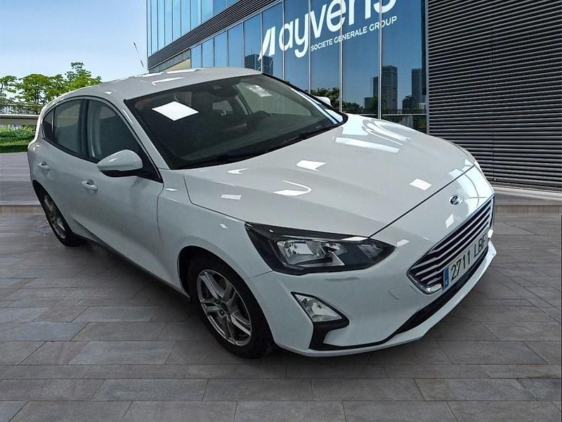 Usado Ford Focus Trend+ 120 CV (88 kW) 2019 Blanco Berlina