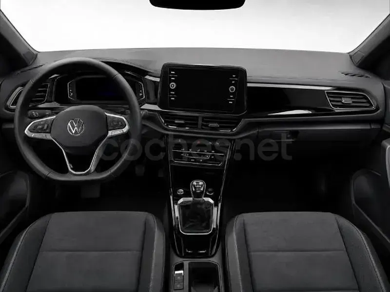 Usado VW T-Roc 116 CV (85 kW) 2025 Negro SUV