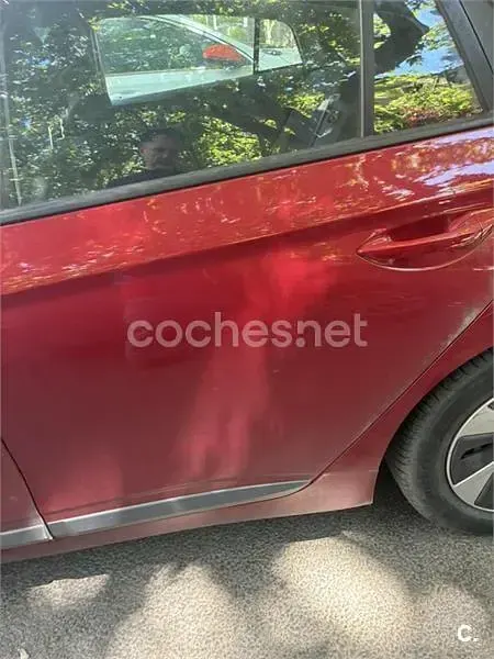 Usado Hyundai Ioniq 141 CV (103 kW) 2018 Rojo Utilitario