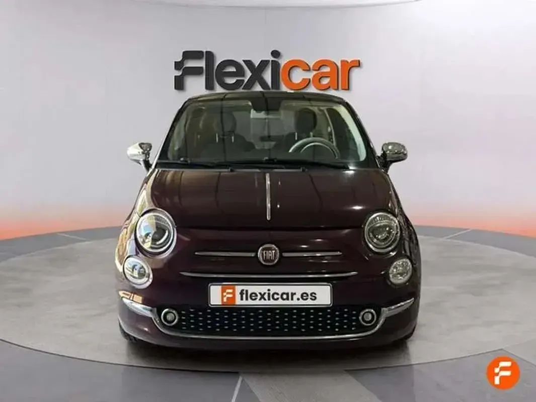 Usado Fiat 500 Dolcevita 71 CV (52 kW) 2021 Burdeos Descapotable