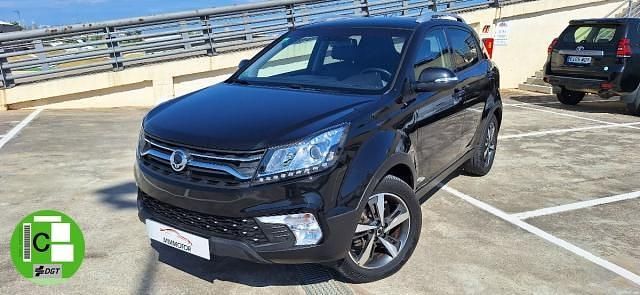 Negro Usado 2017 Ssangyong (KGM) Korando Limited SUV | 15.900 € - Imagen 1/4