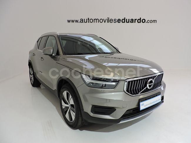Usado Volvo XC40 Inscription 211 CV (155 kW) 2021 Gris / plata SUV