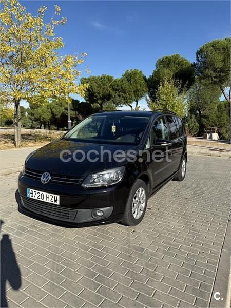 Negro Usado 2014 VW Touran Advance Monovolumen | 8800 € (Un poco caro) - Imagen 1/4