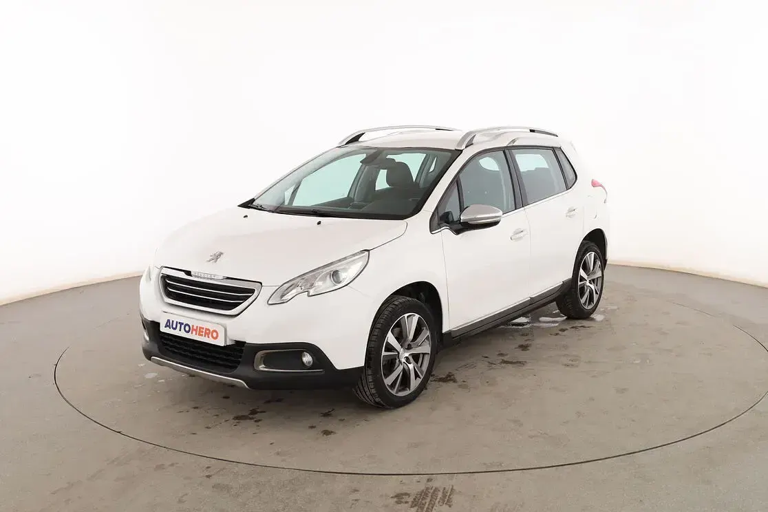 Usado Peugeot 2008 Allure 120 CV (88 kW) 2015 SUV