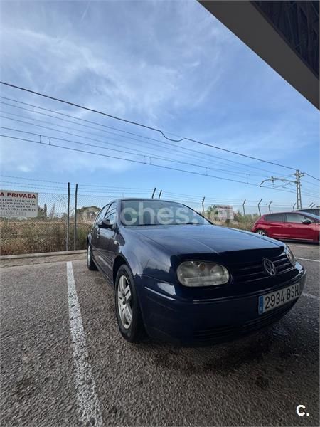 Azul Usado 2002 VW Golf IV Highline Familiar | 3000 € (Precio justo) - Imagen 1/2