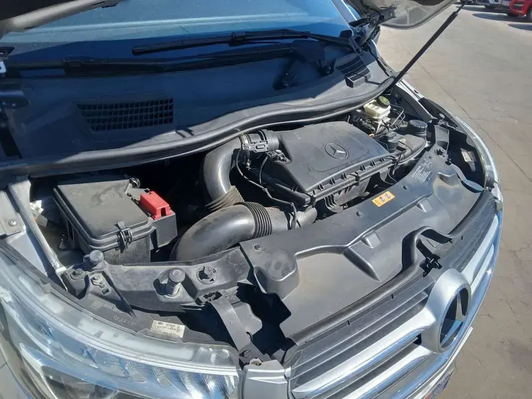 Usado Mercedes V250 Avantgarde 190 CV (139 kW) 2016 Blanco Monovolumen