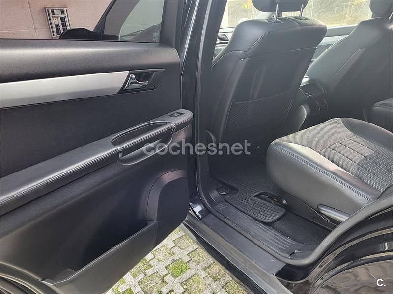 Usado Mercedes R320 224 CV (164 kW) 2006 Negro Monovolumen