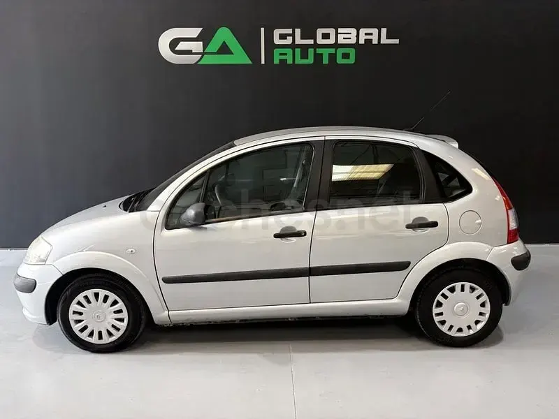 Usado Citroën C3 70 CV (51 kW) 2007 Gris / plata Berlina