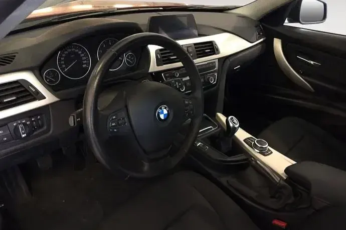 Usado BMW 320 Advantage 190 CV (139 kW) 2018