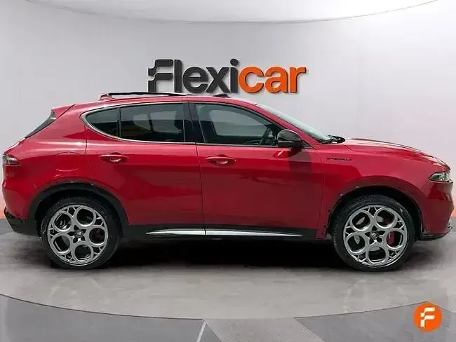 Usado Alfa Romeo Tonale Edizione Speciale 280 CV (205 kW) 2023 Rojo SUV