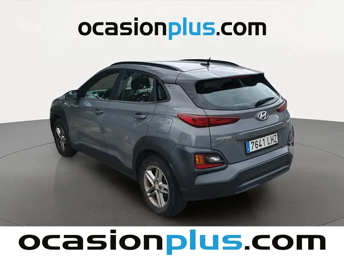 Usado Hyundai Kona 120 CV (88 kW) 2020 Gris SUV