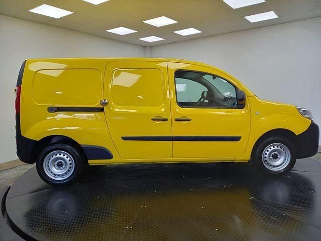 Usado Renault Kangoo 95 CV (69 kW) 2019 Amarillo Monovolumen