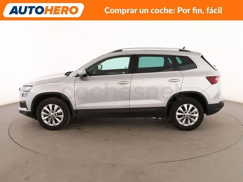 Usado Skoda Karoq Ambition 150 CV (110 kW) 2023 Gris / plata SUV