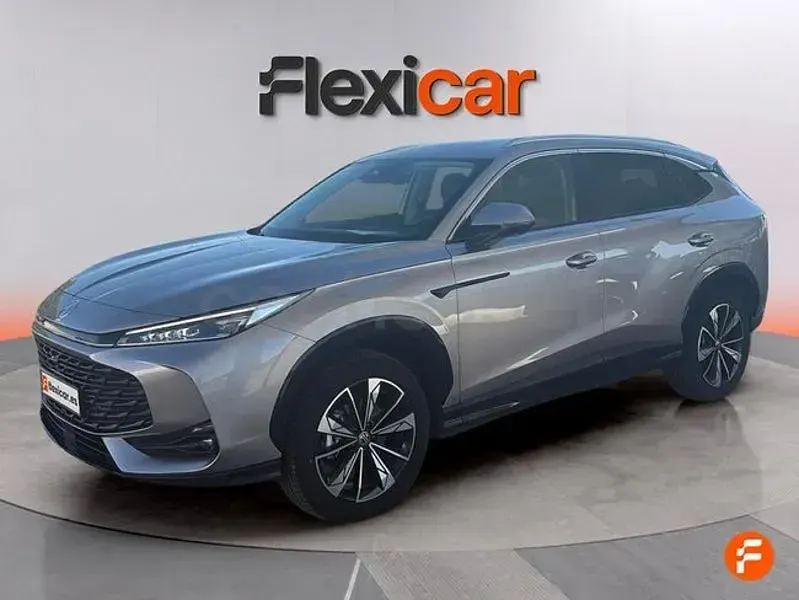 Usado MG HS Comfort 162 CV (119 kW) 2025 Gris / plata SUV