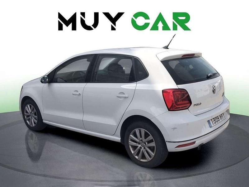 Usado VW Polo Advance 90 CV (66 kW) 2014 Blanco Utilitario