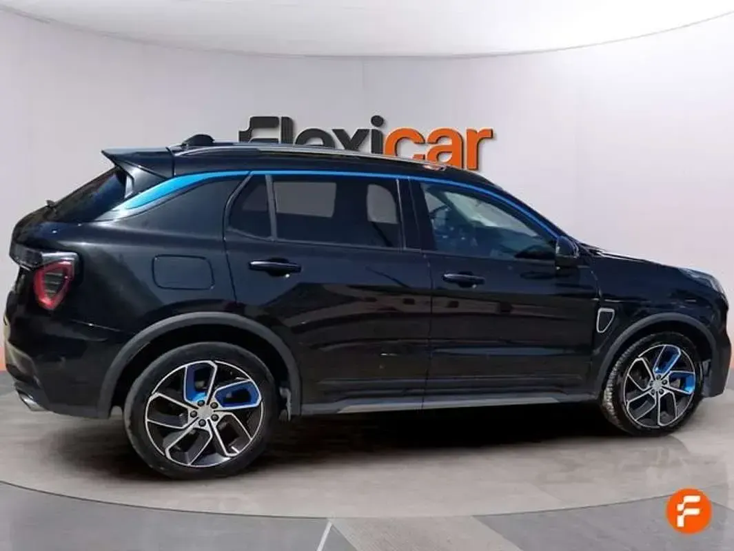 Usado Lynk & Co 01 261 CV (191 kW) 2023 Negro SUV
