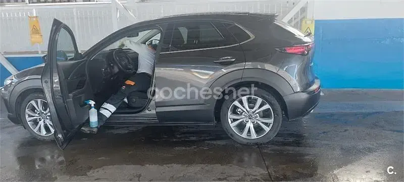 Usado Mazda CX-30 122 CV (89 kW) 2021 Gris / plata SUV