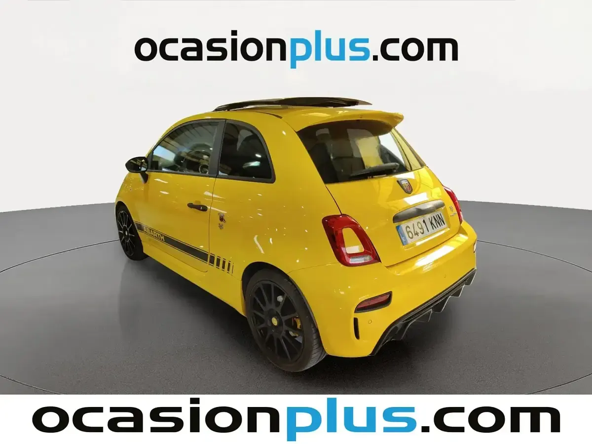Usado Abarth 595 Competizione 180 CV (132 kW) 2018 Amarillo Utilitario