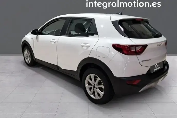 Usado Kia Stonic 84 CV (61 kW) 2022 SUV
