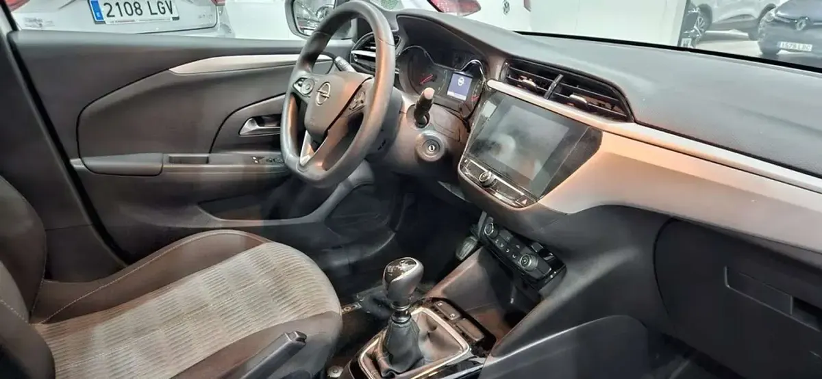 Usado Opel Corsa Edition 102 CV (75 kW) 2021 Blanco Utilitario