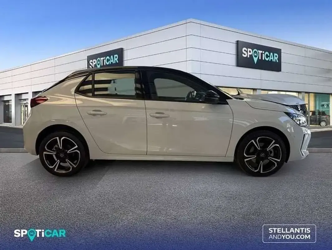 Usado Opel Corsa 110 CV (80 kW) 2025 Blanco Utilitario