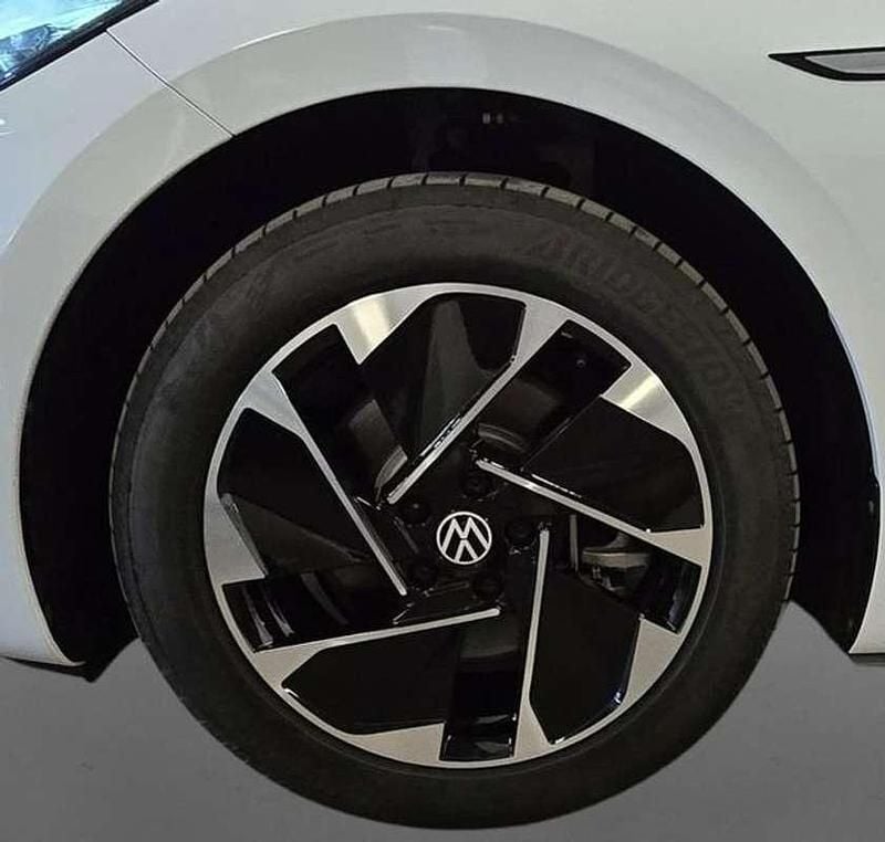 Usado VW ID.3 Pro 150 kW (204 CV) 2025 Blanco Utilitario