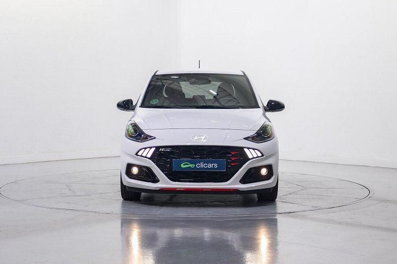 Usado Hyundai i10 N Line 84 CV (61 kW) 2024 Blanco Utilitario