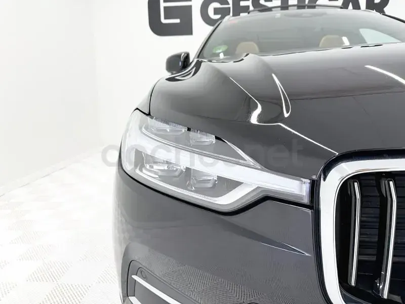 Usado Volvo XC60 Inscription 190 CV (139 kW) 2019 Negro SUV