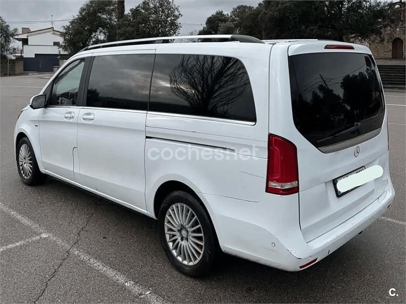 Usado Mercedes V250 Avantgarde 190 CV (139 kW) 2015 Blanco Monovolumen