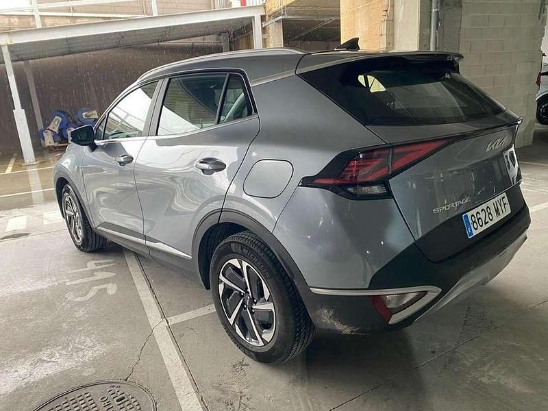 Usado Kia Sportage 231 CV (169 kW) 2025 Gris SUV