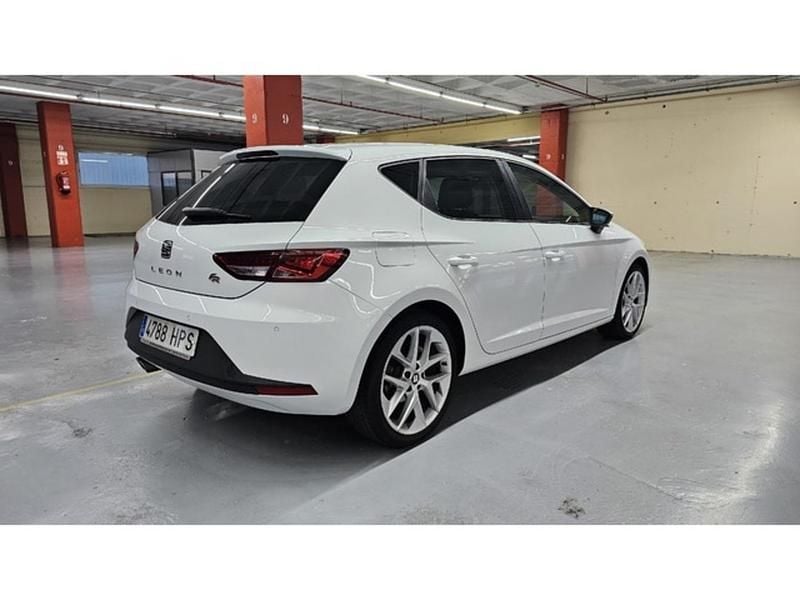 Usado Seat Leon FR 150 CV (110 kW) 2013 Blanco Utilitario