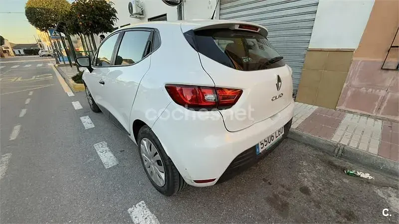 Usado Renault Clio IV Business 75 CV (55 kW) 2019 Blanco Berlina