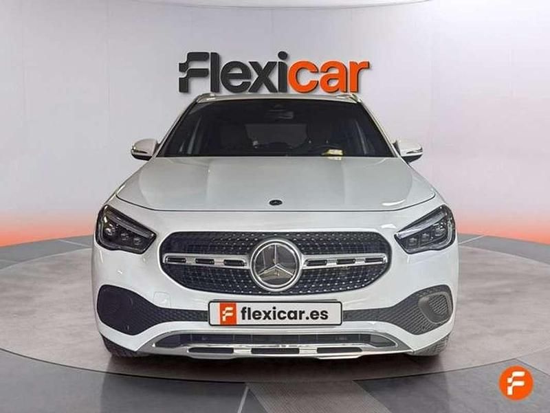 Usado Mercedes GLA200 150 CV (110 kW) 2021 Blanco SUV