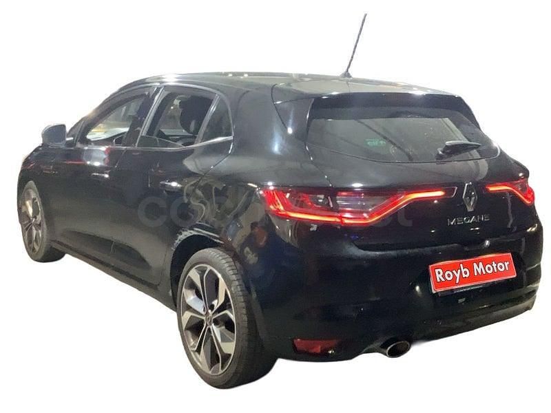 Usado Renault Mégane IV Zen 140 CV (102 kW) 2019 Negro Berlina