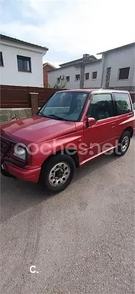 Usado Suzuki Vitara 80 CV (58 kW) 1998 Granate SUV