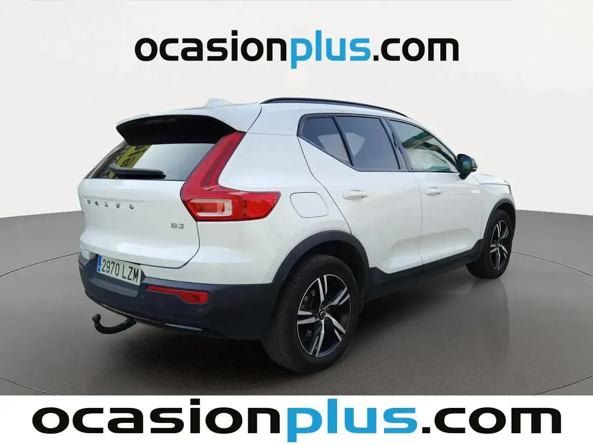 Usado Volvo XC40 Plus 163 CV (119 kW) 2022 Blanco SUV