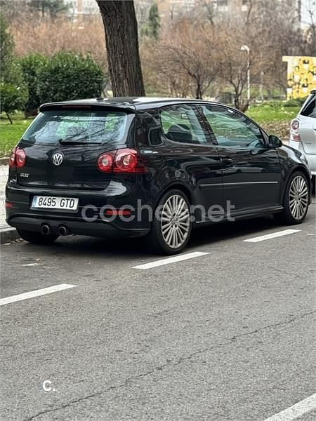 Usado VW Golf IV R 250 CV (183 kW) 2006 Negro Berlina