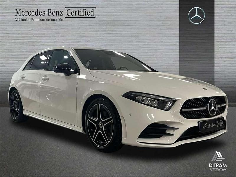 Usado Mercedes A180 116 HP (85 kW) 2024 Sedan