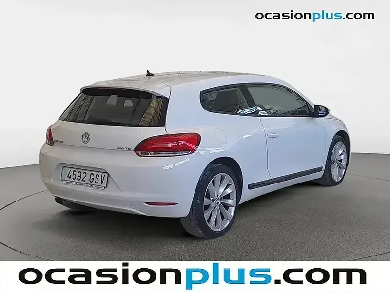 Usado VW Scirocco 160 CV (117 kW) 2010 Rojo Coupe