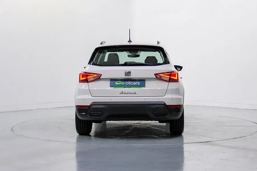 Usado Seat Arona Style 110 CV (80 kW) 2022 SUV