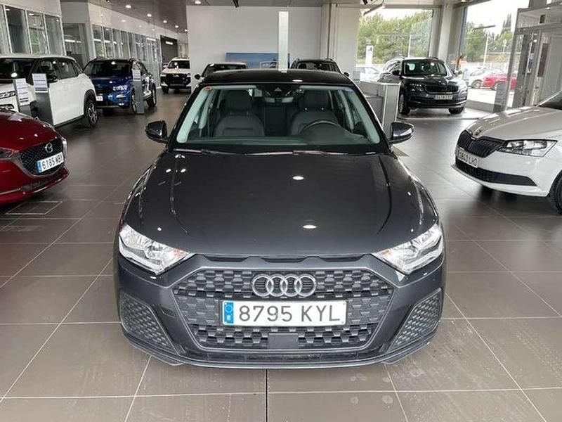 Usado Audi A1 Sportback 95 CV (69 kW) 2019 Gris Utilitario