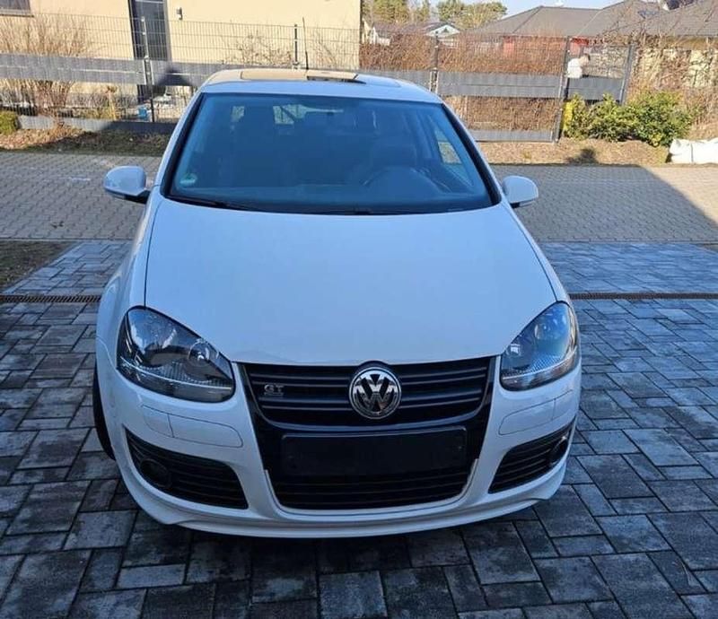 Usado VW Golf IV Sportline 116 CV (85 kW) 2005 Blanco Utilitario