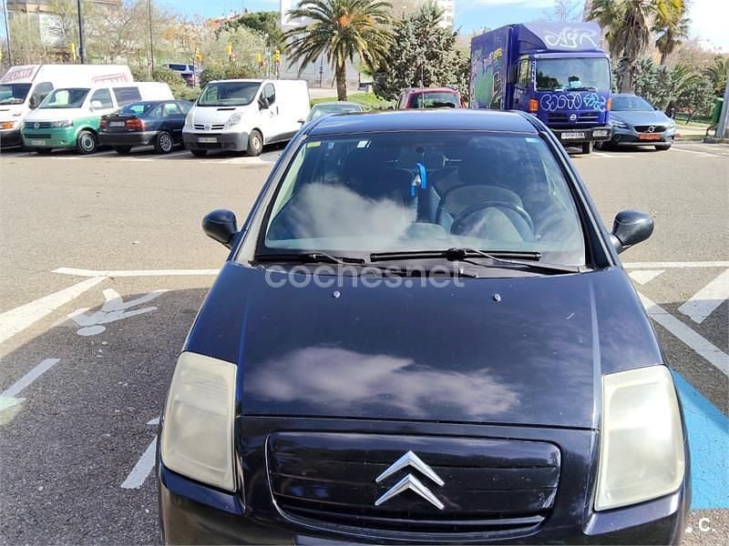 Käytetty Citroën C2 61 HP (44 kW) 2004 Musta Viistoperä