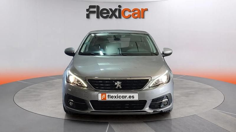 Usado Peugeot 308 Style 131 CV (96 kW) 2020 Gris Utilitario