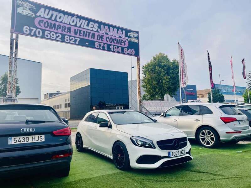 Usado 2017 Mercedes C220 AMG line Berlina | 17.999 € - Imagen 1/4