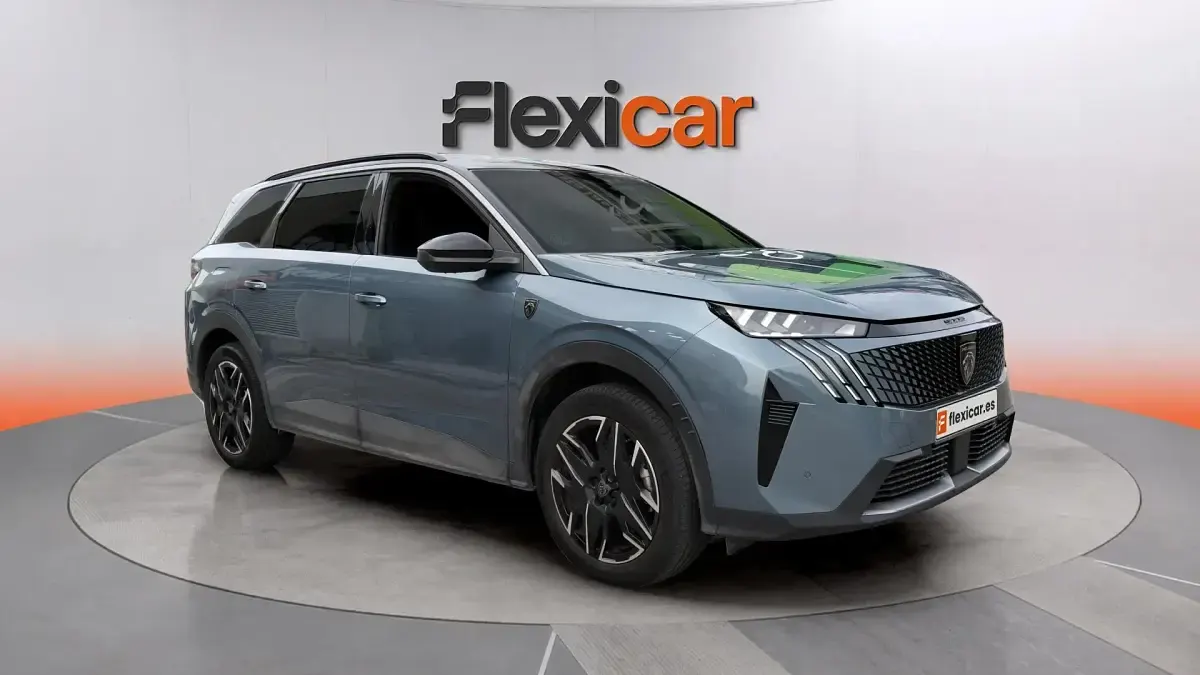 Usado Peugeot 5008 GT 136 CV (100 kW) 2024 SUV